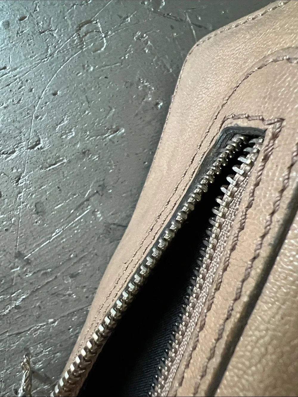 RARE Y2K Vintage Chloe Horse Wallet
